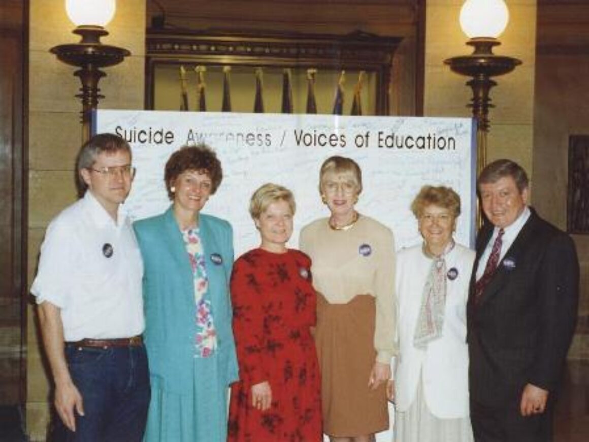 Save Org About SAVE – Suicide Awareness Voices of Education